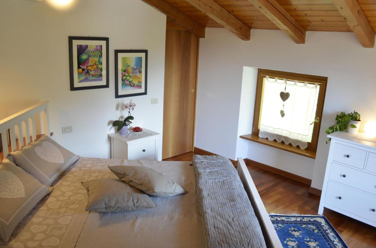 Ca Ulivi Bed & Breakfast Ala Exterior foto