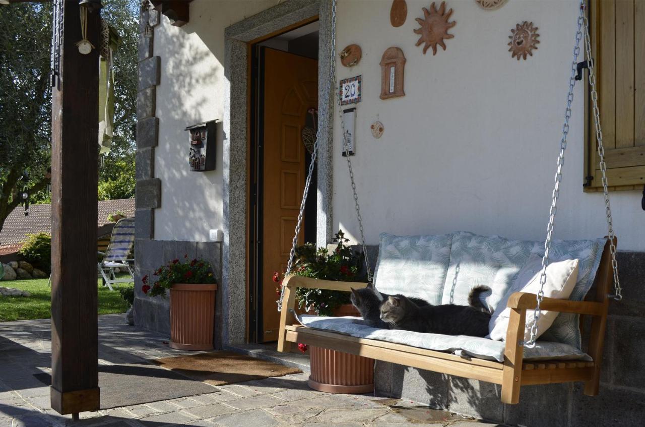 Ca Ulivi Bed & Breakfast Ala Exterior foto