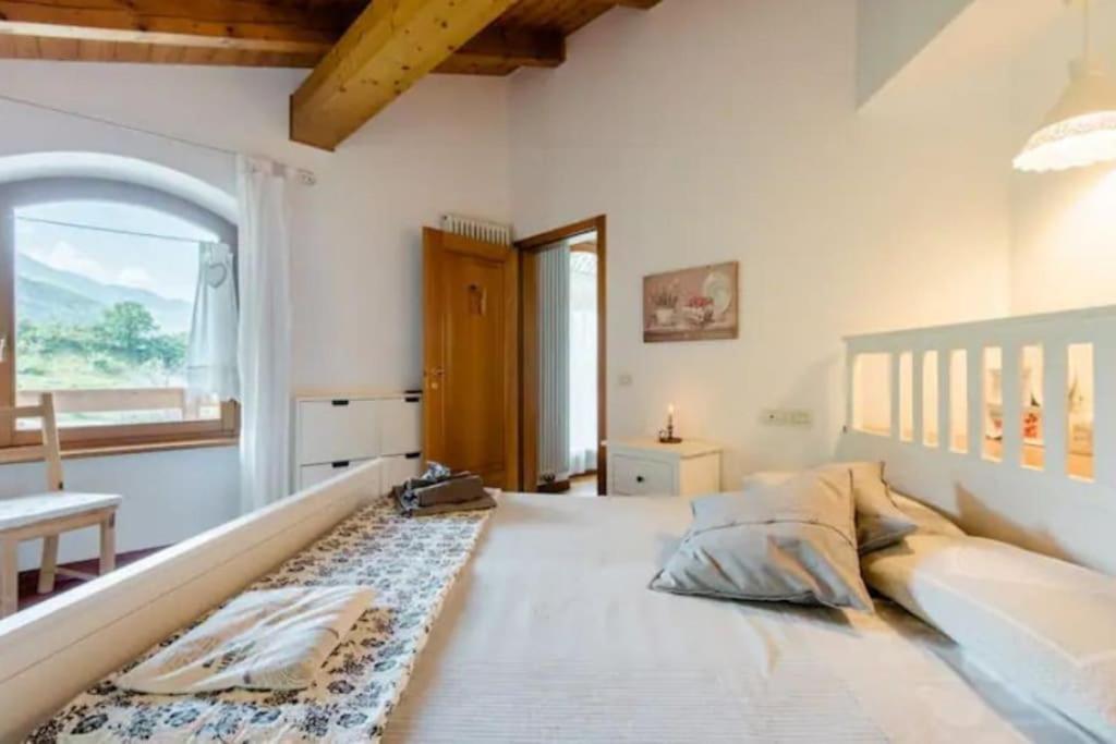 Ca Ulivi Bed & Breakfast Ala Exterior foto