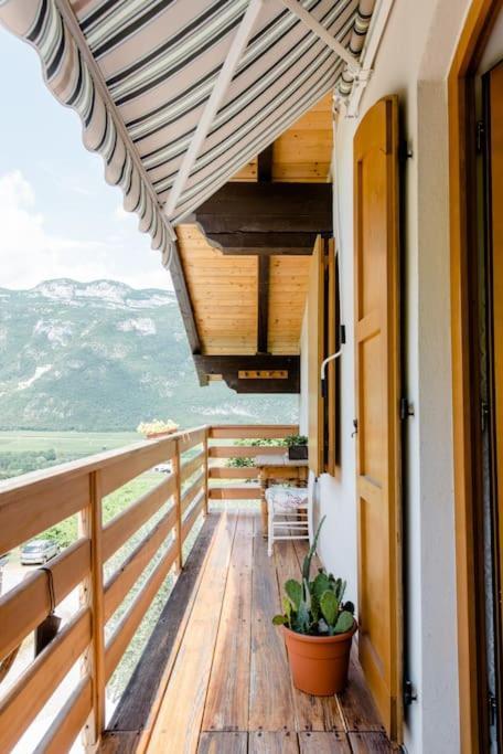Ca Ulivi Bed & Breakfast Ala Exterior foto